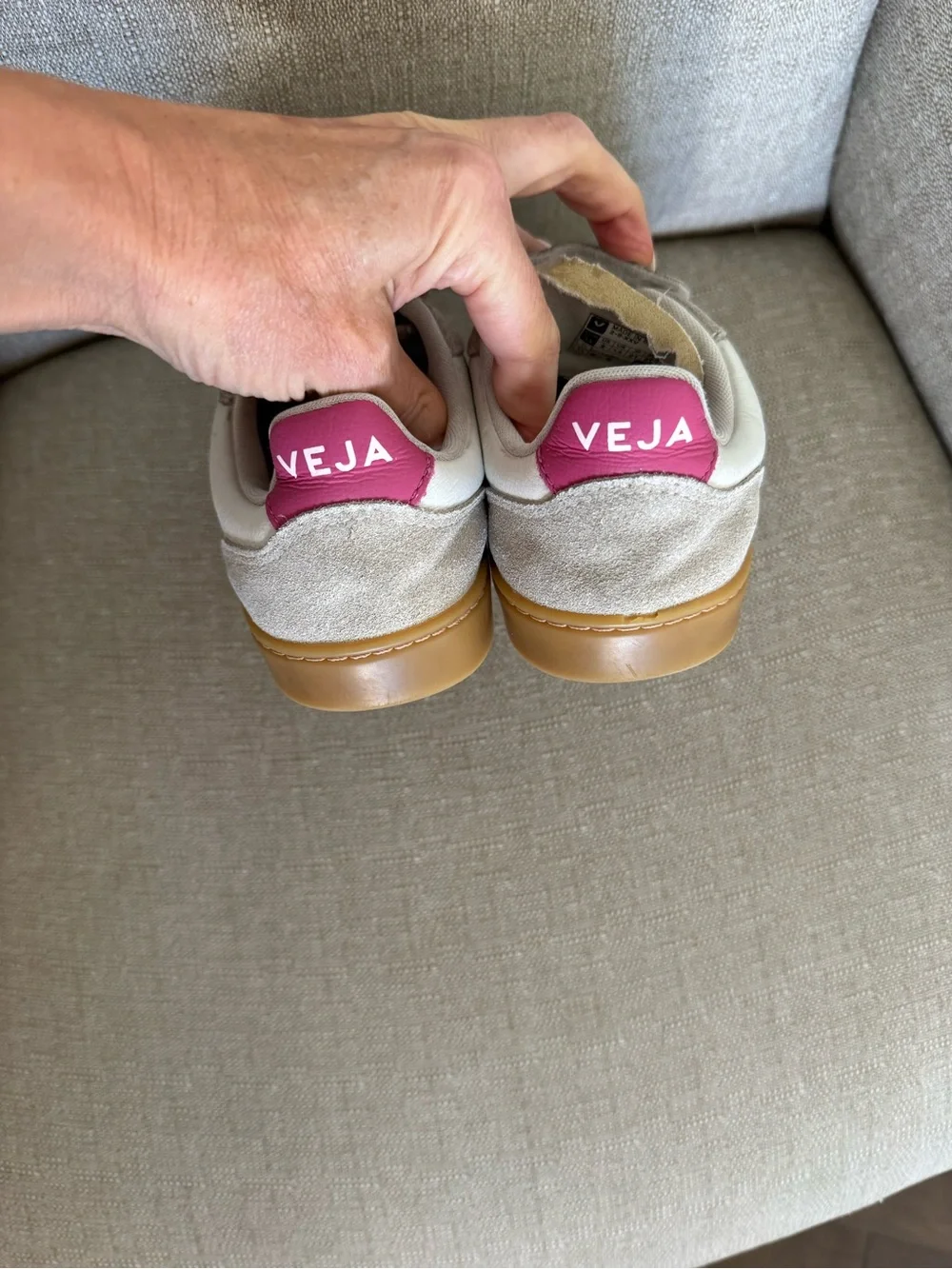 Veja Kids White leather Velcro Sneaker with Pink